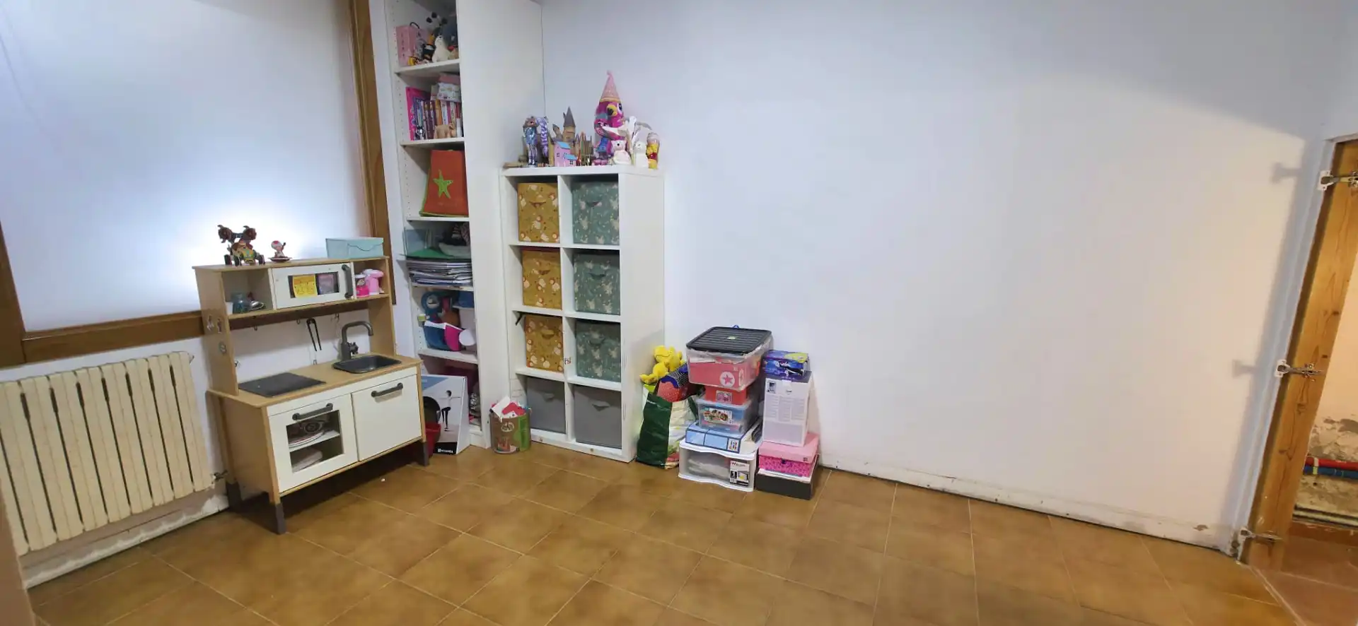Einfamilien-Reihenhaus zum Verkauf in Aldea Santa María, Neda