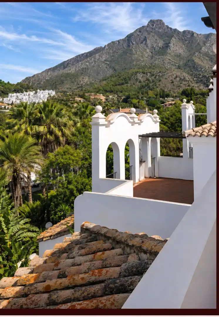 Vista exterior de Àtic en venda en Marbella amb Aire condicionat, Terrassa i Traster