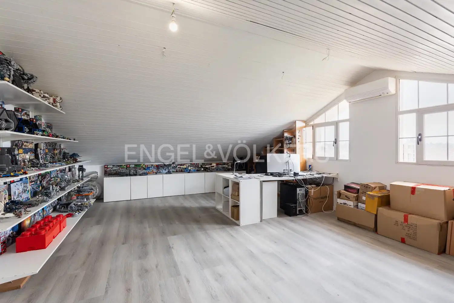 Houses for sale in L'Eliana  with Air Conditioner, Heating and Private garden