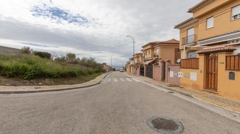 SE VENDE Terreno urbano ( en JUN) de 1600 metros unifamiliar para realizar hasta 6 viviendas