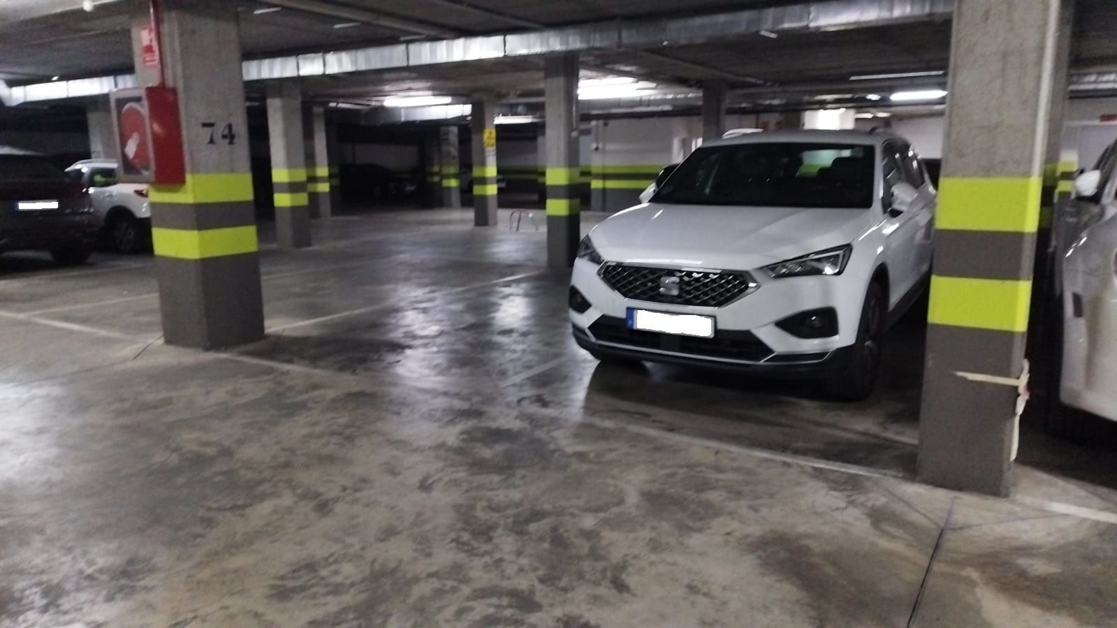 Garage for sale in AVERROES, ED EUROSEVILLA NACIONAL IV, Urbadiez - Entrepuentes