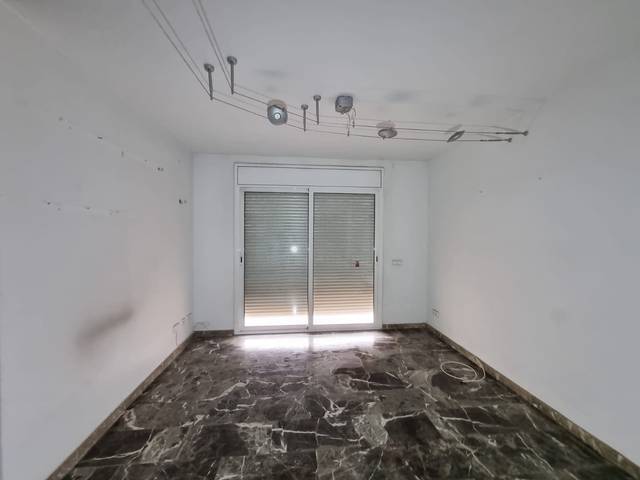 Piso en Venta en C/ Pere El Gran en Sant Julià