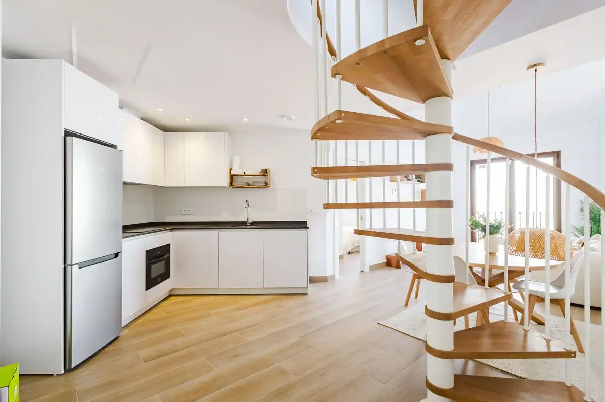 Küche von Maisonette zum Verkauf in Málaga mit Klimaanlage, Heizung und Terrasse