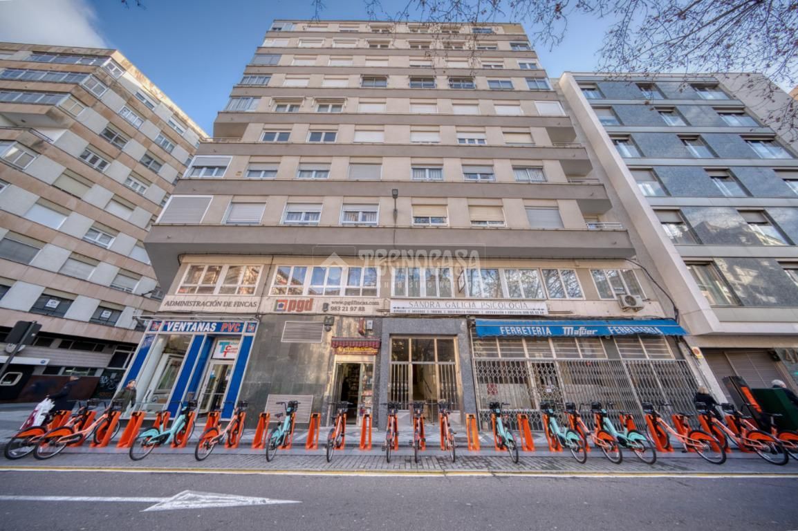 Vista exterior de Pis en venda en Valladolid Capital amb Calefacció i Balcó