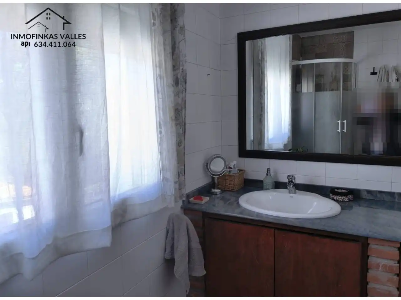 Bathroom of Houses for sale in Santa Eulàlia de Ronçana  with Air Conditioner, Heating and Private garden
