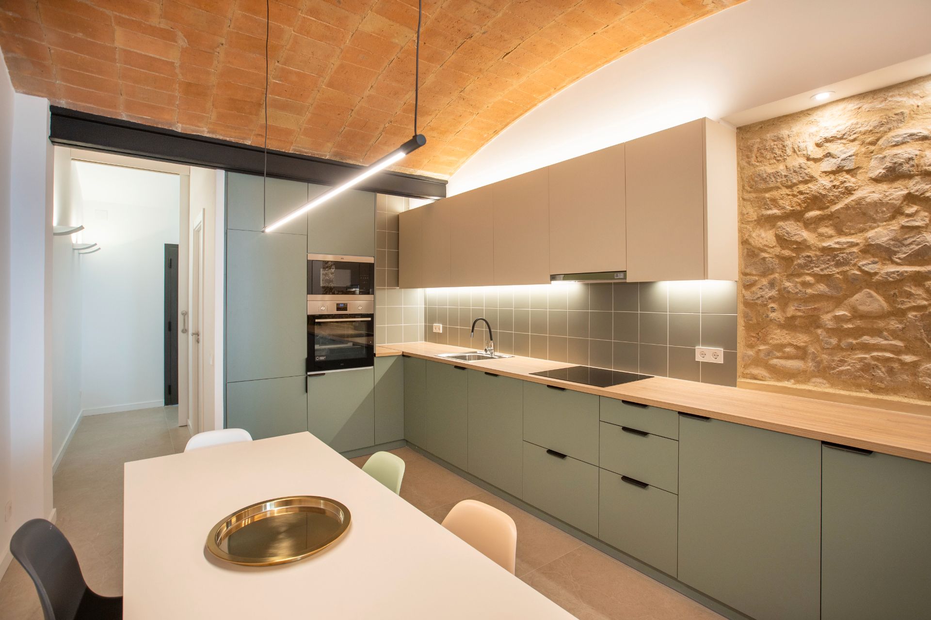 Kitchen of Single-family semi-detached for sale in Girona Capital  with Air Conditioner, Heating and Parquet flooring