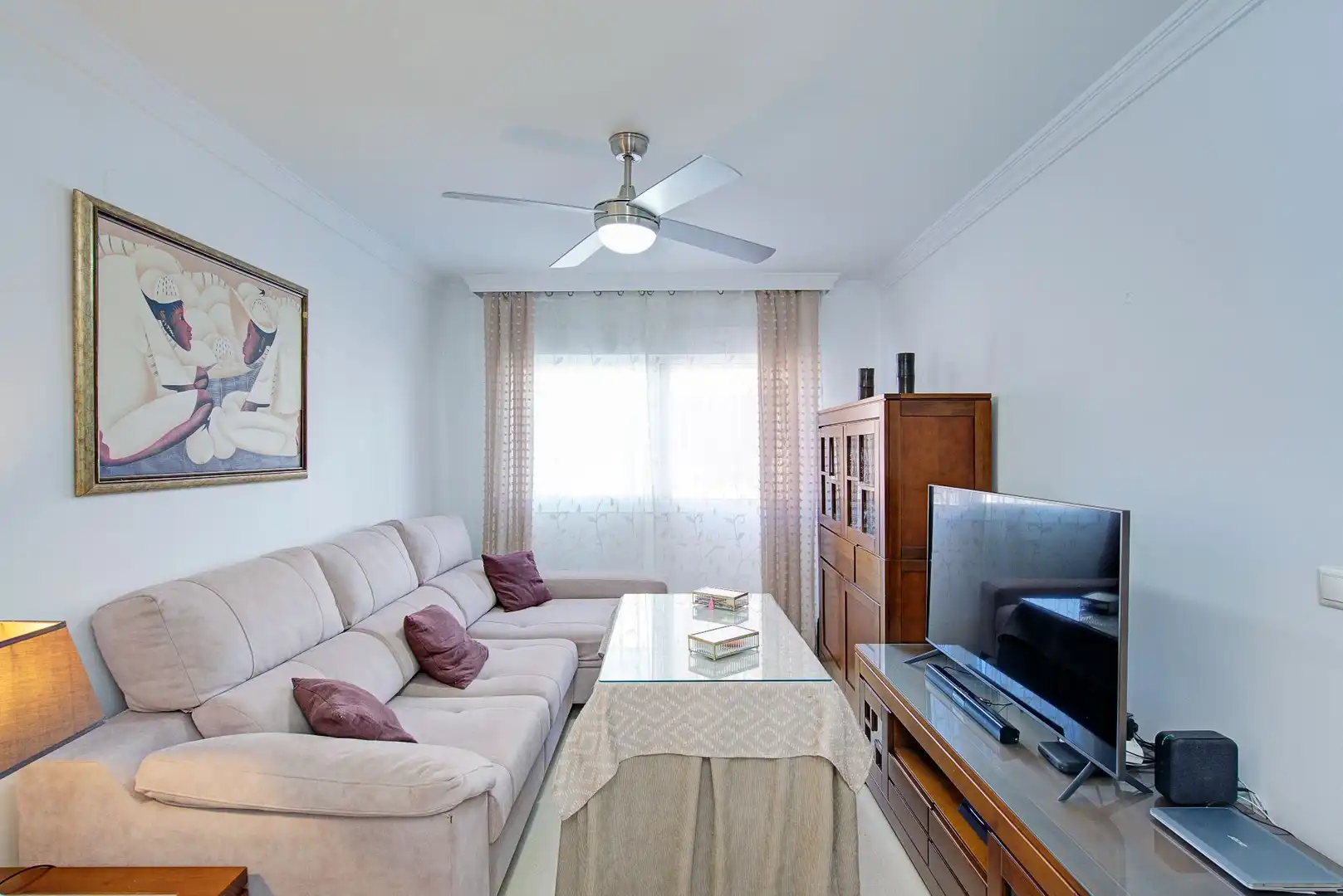 Sala de estar de Piso en venta en Motril con Aire acondicionado, Calefacción y Trastero