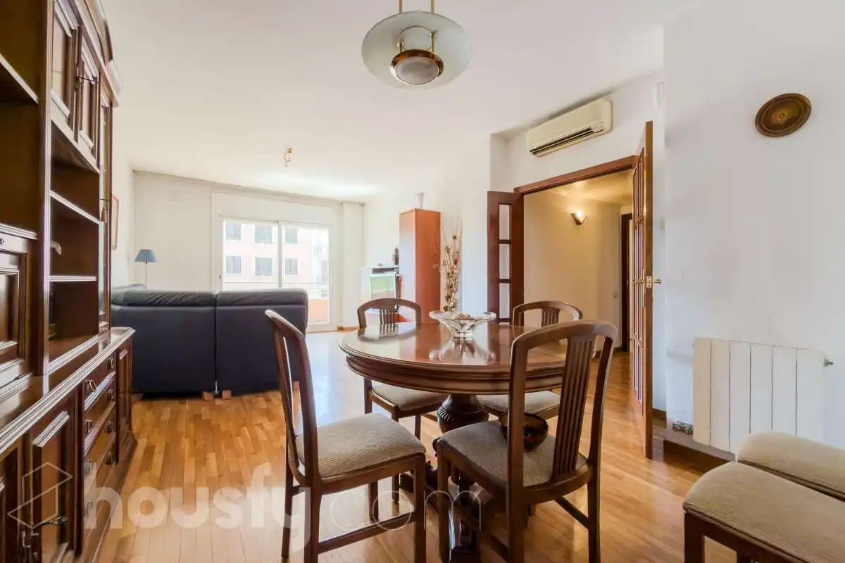 Piso con terraza en venta en Calle Aragó ., imagen 8