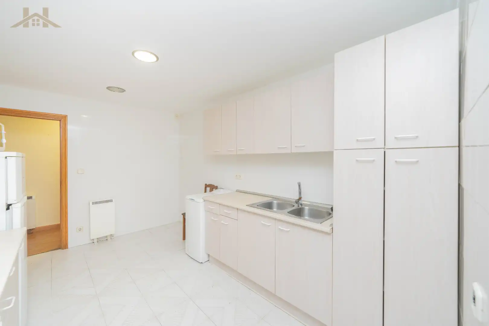 Cocina de Piso en venta en San Lorenzo de El Escorial con Calefacción
