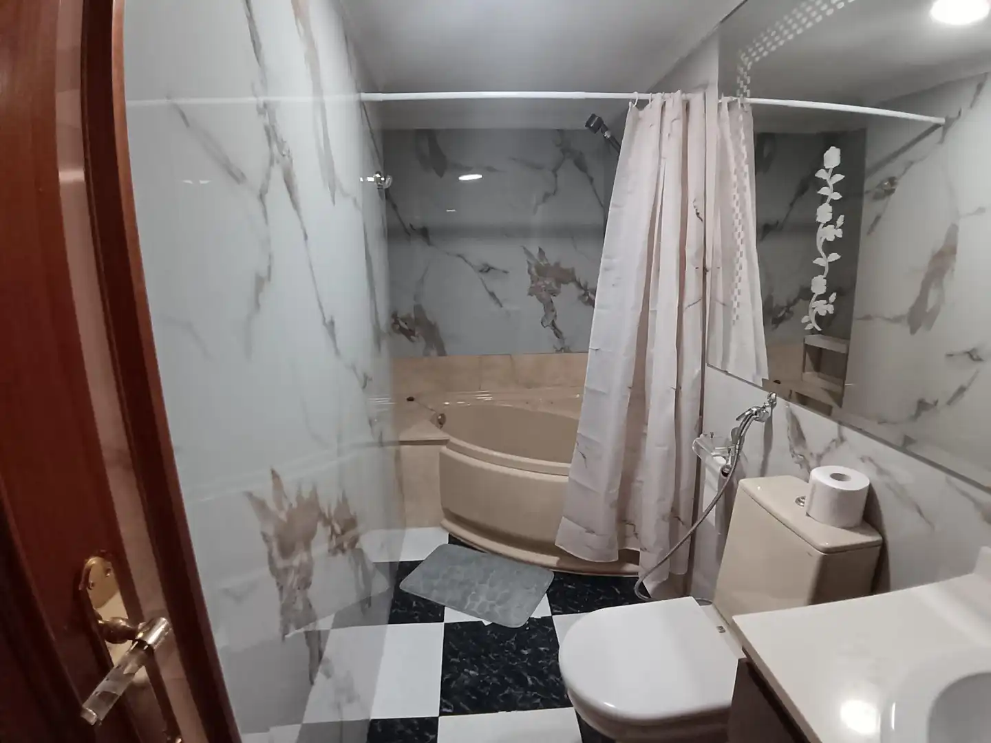 Bathroom of Flat for rent in Cartagena  with Terrace, Furnished and Balcony