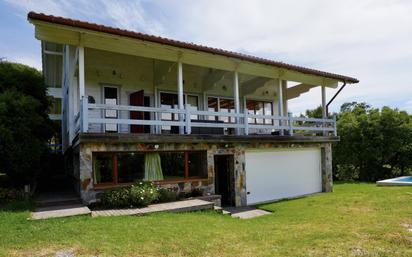 Vista exterior de Casa o xalet en venda en Tarifa amb Calefacció, Jardí privat i Terrassa