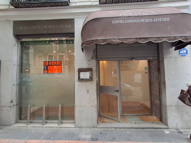 Local comercial en Venta en Calle de Castelló, 9 en Recoletos