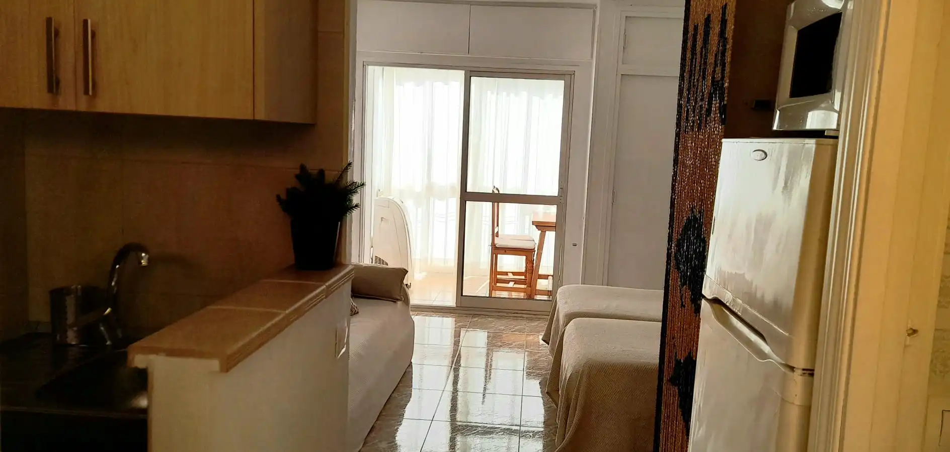 Dormitori de Estudi de lloguer en Benalmádena amb Aire condicionat, Terrassa i Moblat