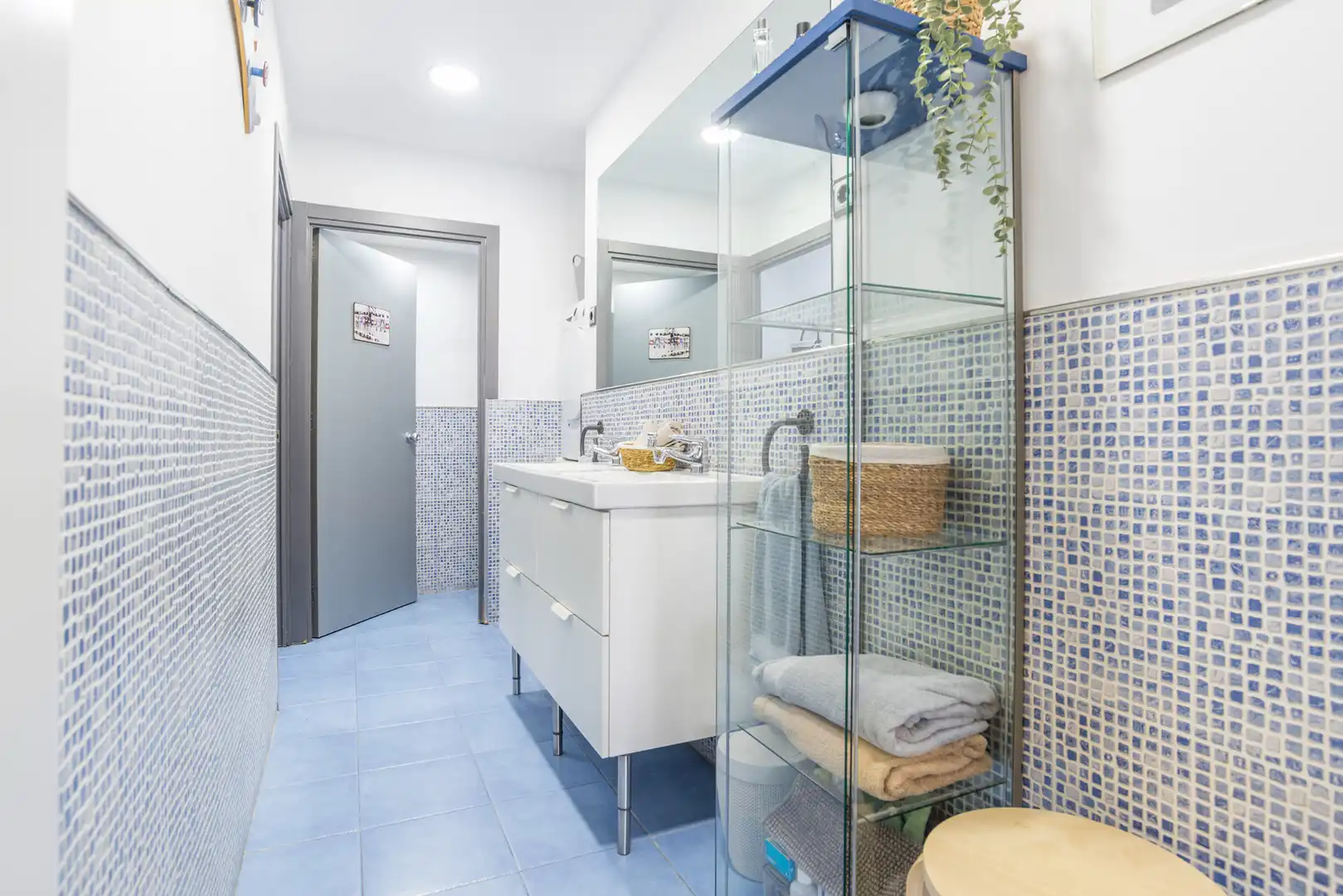 Baño de Nave industrial en venta en Madrid