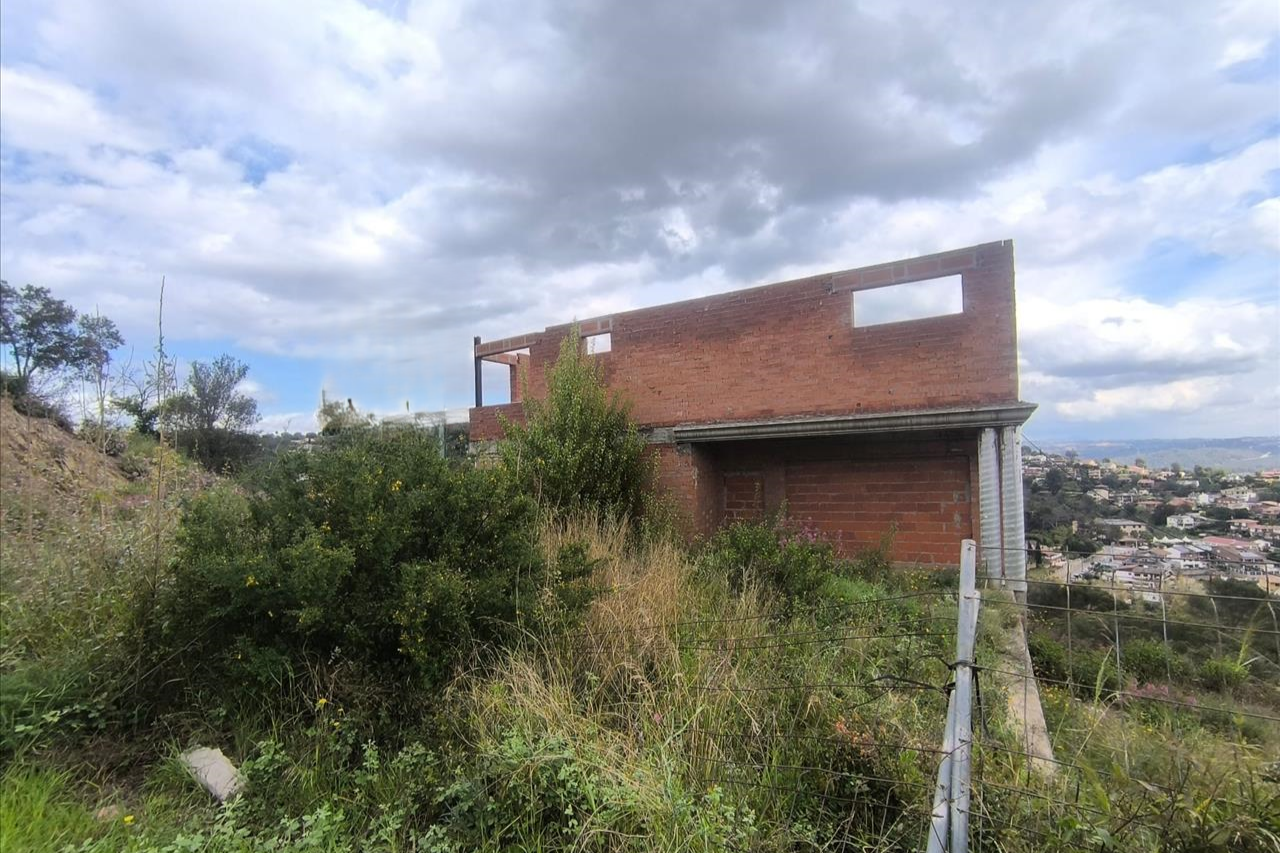 Vista exterior de Casa o xalet en venda en Castellví de Rosanes