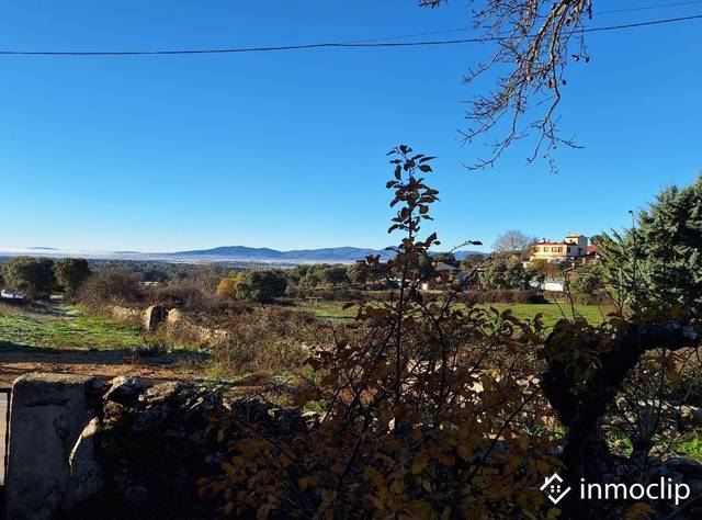 Finca rústica en Venta en Membribe de la Sierra