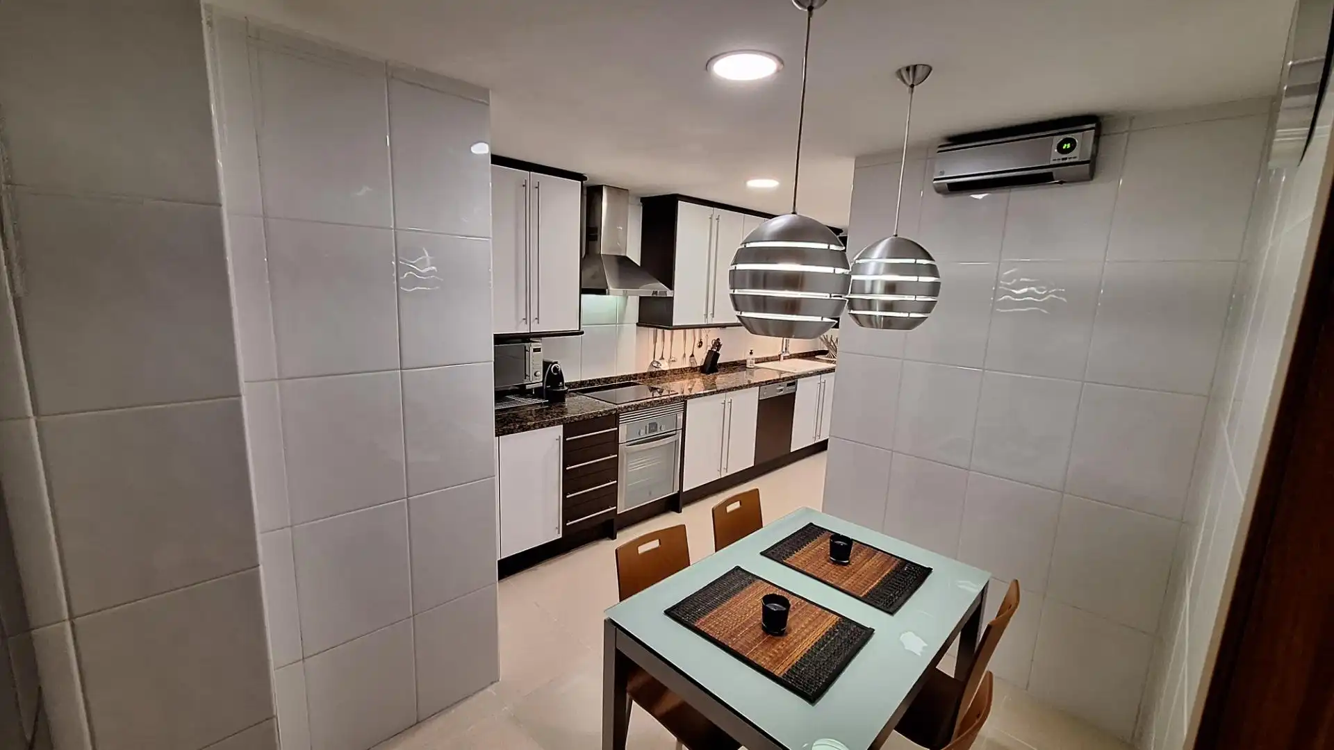 Kitchen of Flat for rent in Valencia  with Heating, Furnished and Balcony