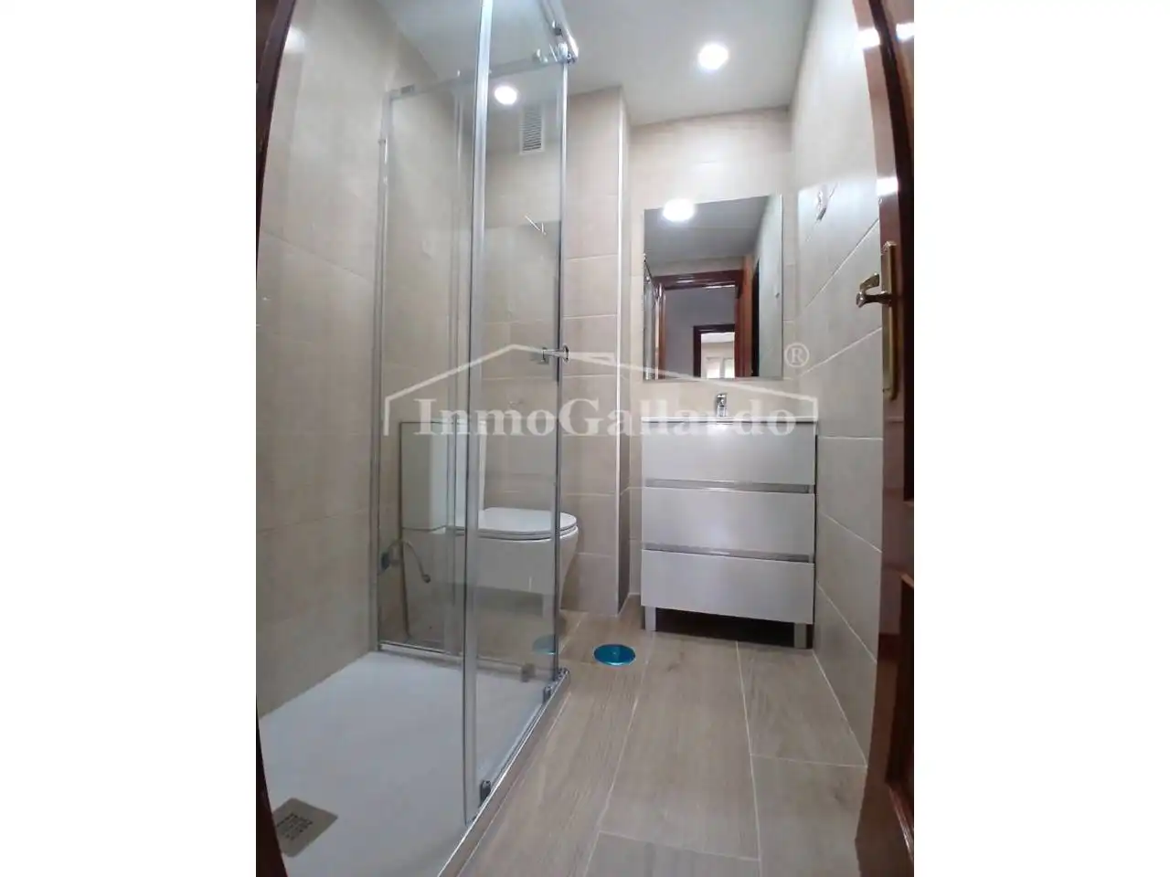 Baño de Piso de alquiler en Málaga con Aire acondicionado, Terraza y Amueblado