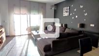 Sala d'estar de Dúplex en venda en Girona Capital amb Terrassa i Balcó