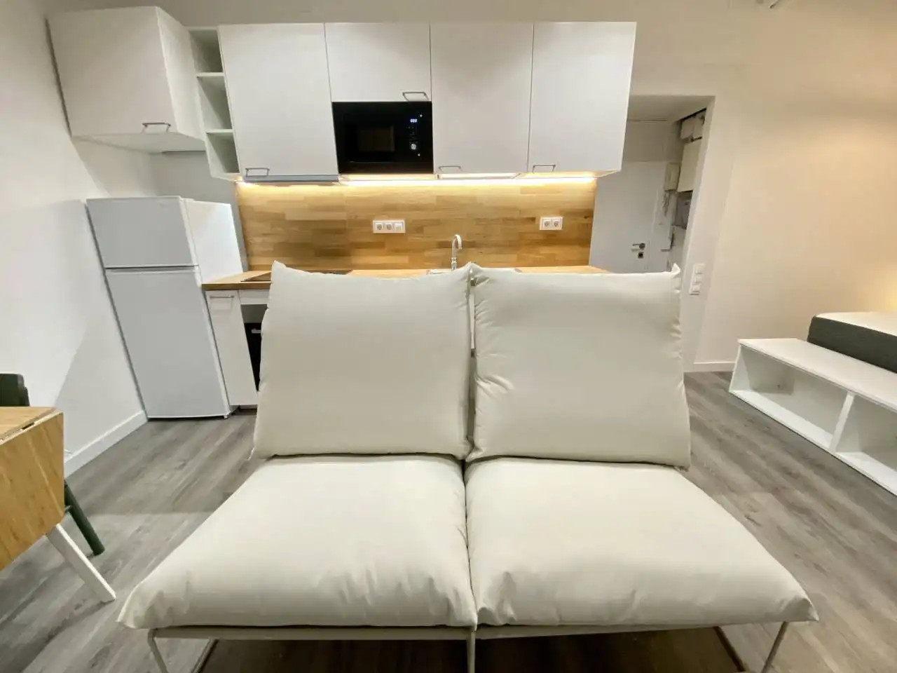Sala d'estar de Apartament en venda en Barcelona amb Aire condicionat, Parquet i Moblat