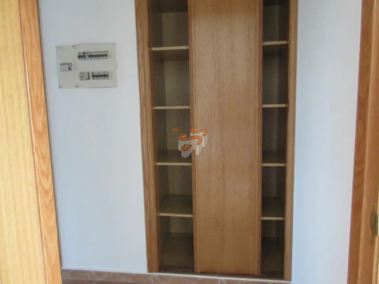Dormitori de Apartament de lloguer en Ferrol amb Calefacció i Traster