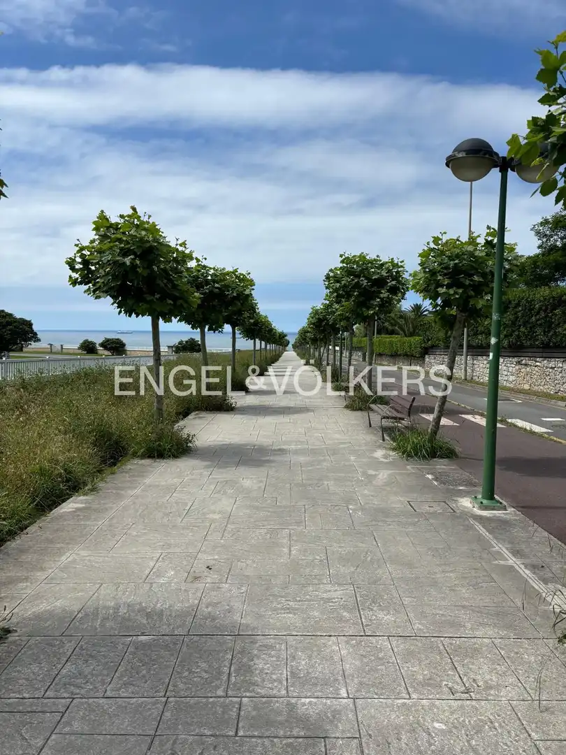 Houses for sale in Getxo   with Heating, Private garden and Parquet flooring