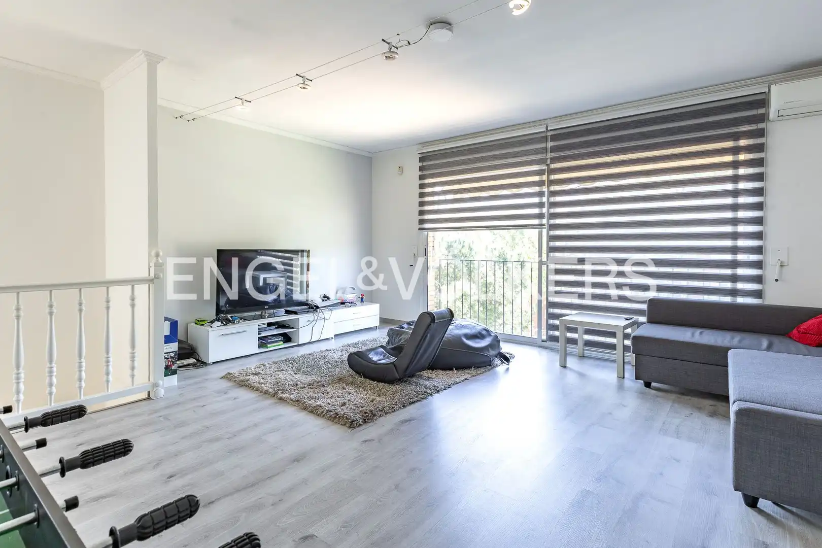 Living room of Houses for sale in Badalona  with Air Conditioner, Heating and Private garden