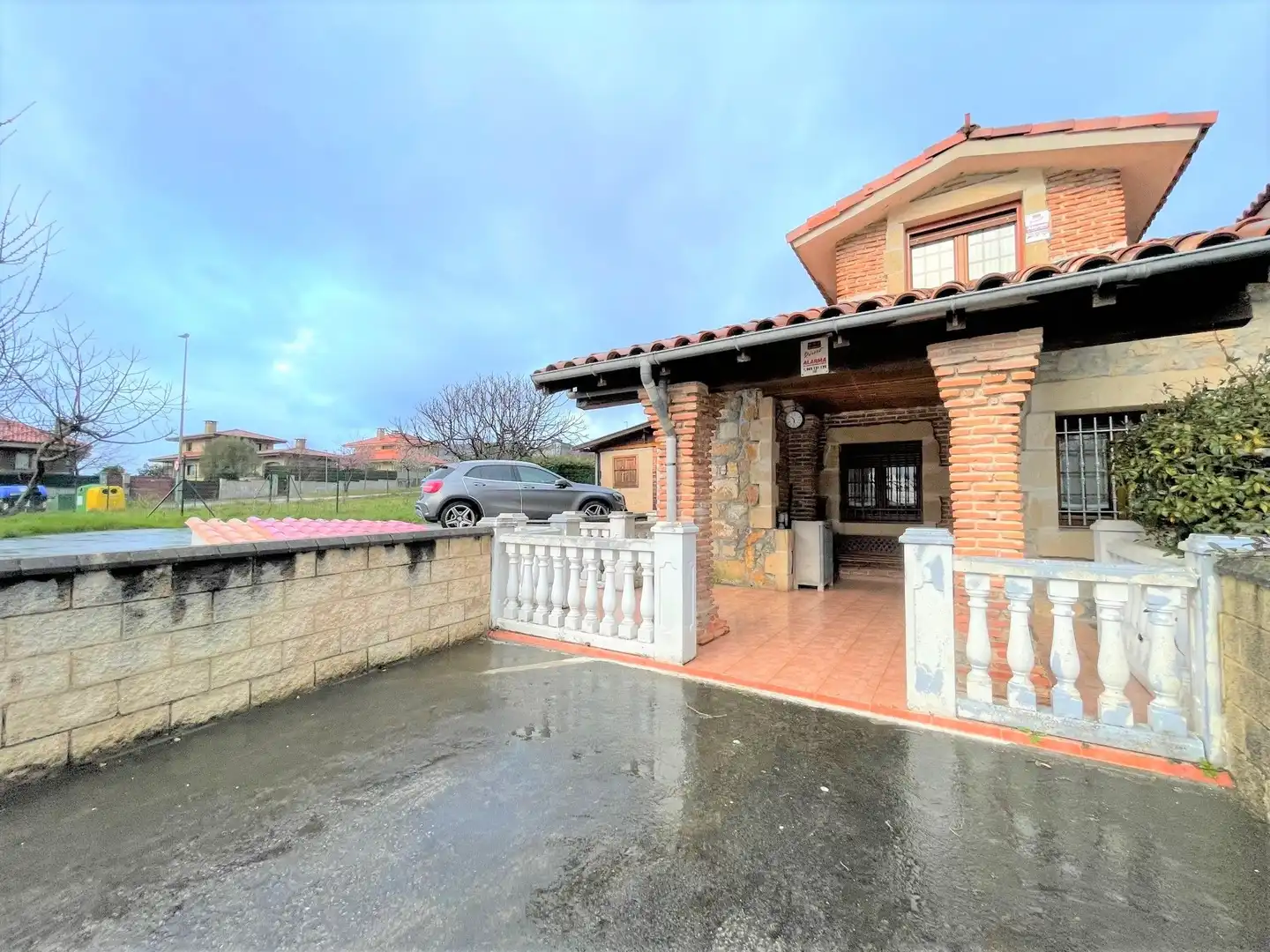 Vista exterior de Casa o chalet en venta en Berango con Jardín privado