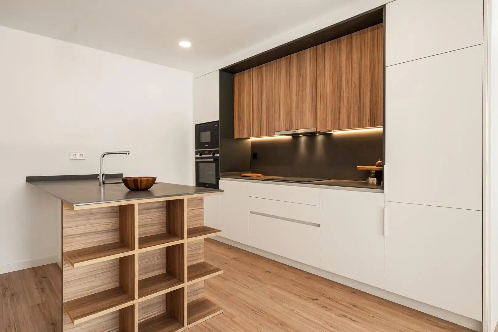 Küche von Wohnung zum Verkauf in Badalona mit Klimaanlage, Parkett und Abstellraum