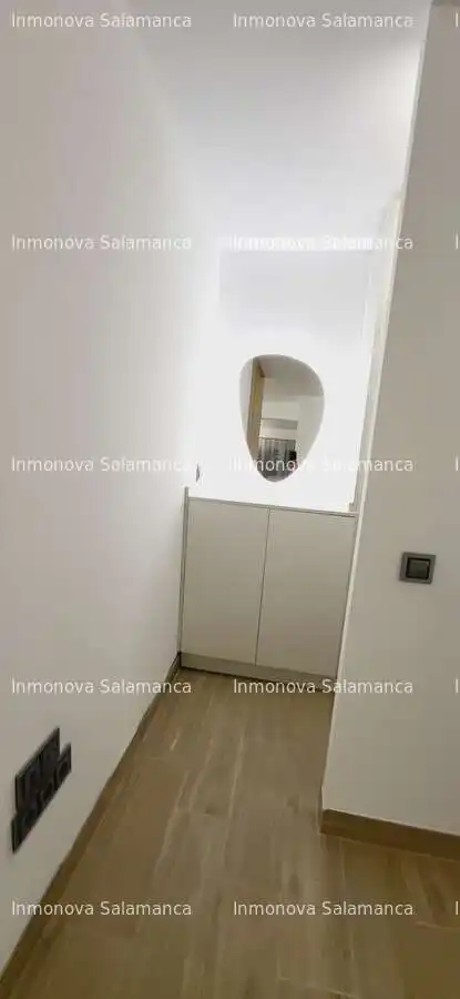 Badezimmer von Wohnung zur Miete in Salamanca mit Heizung und Möbliert