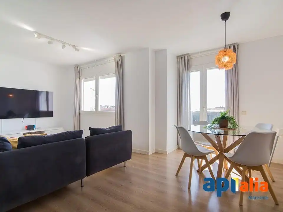 Sala de estar de Ático en venta en Pineda de Mar con Aire acondicionado, Calefacción y Terraza
