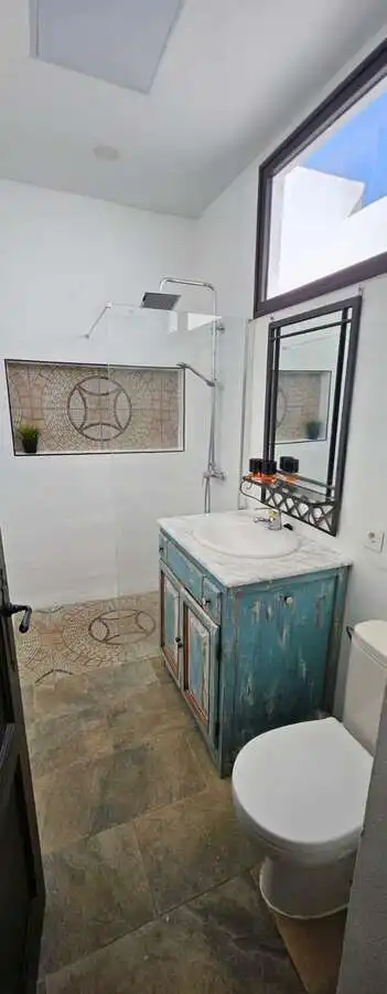 Baño de Estudio de alquiler en Tías con Amueblado