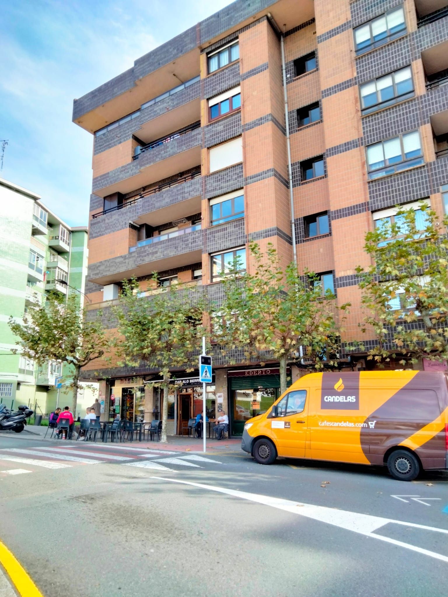 Außenansicht von Geschaftsraum zum verkauf in Etxebarri