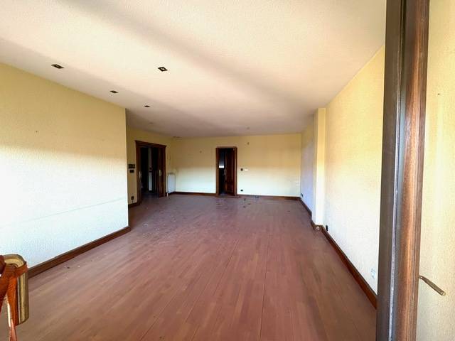 Piso en Venta en Villa Pilar