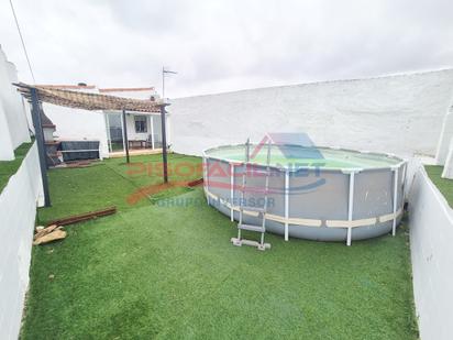 Piscina de Casa o xalet en venda en Seseña amb Aire condicionat i Piscina