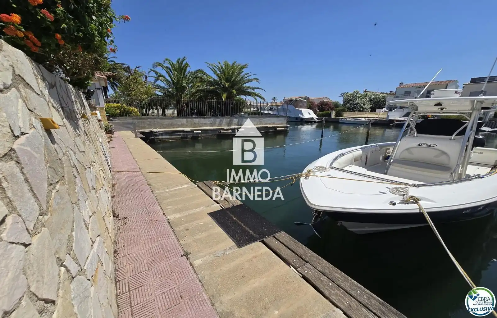 Vista exterior de Piso en venta en Empuriabrava con Aire acondicionado, Calefacción y Terraza