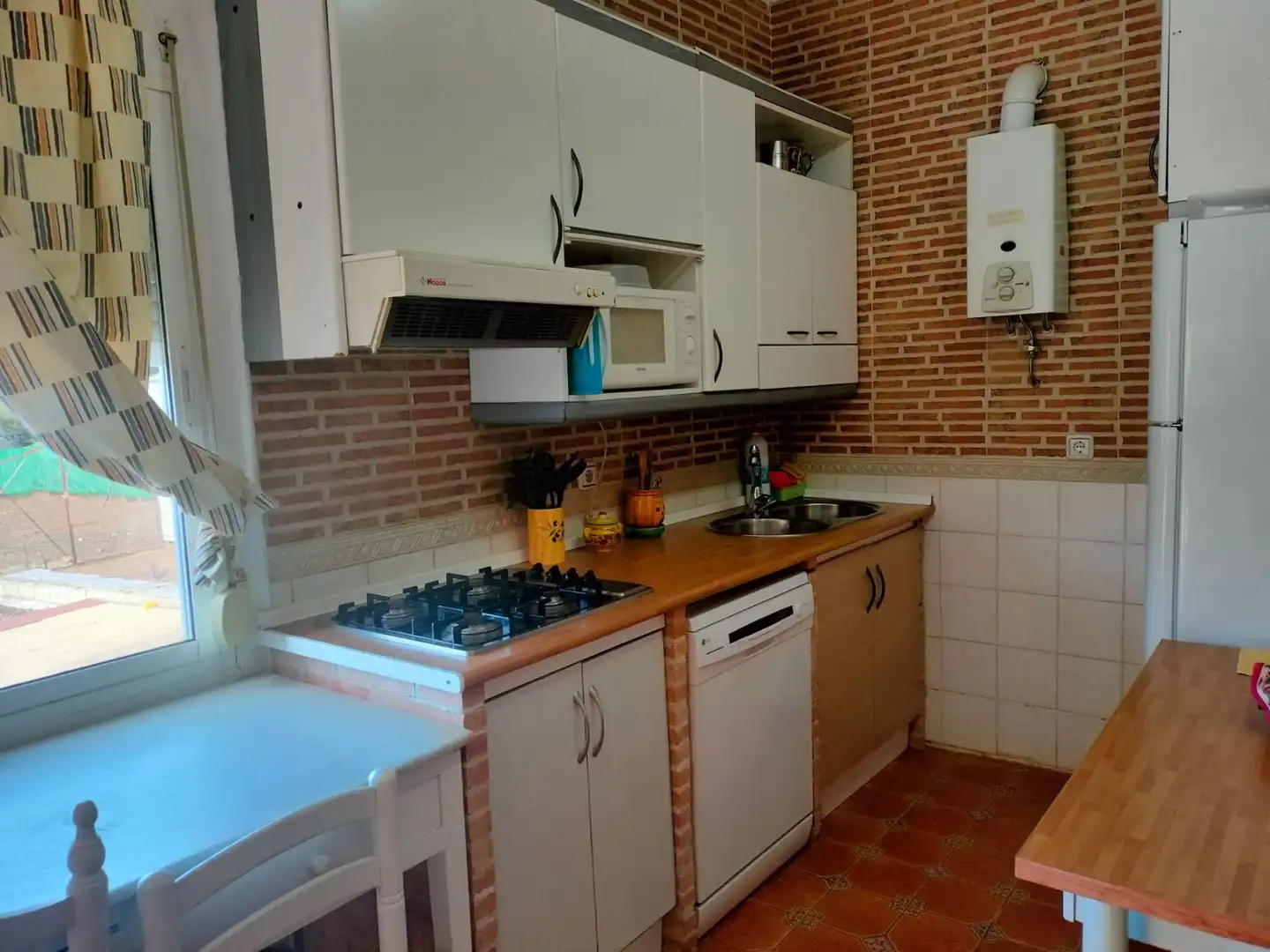 Küche von Haus oder Chalet zum Verkauf in Almodóvar del Campo mit Heizung, Terrasse und Abstellraum