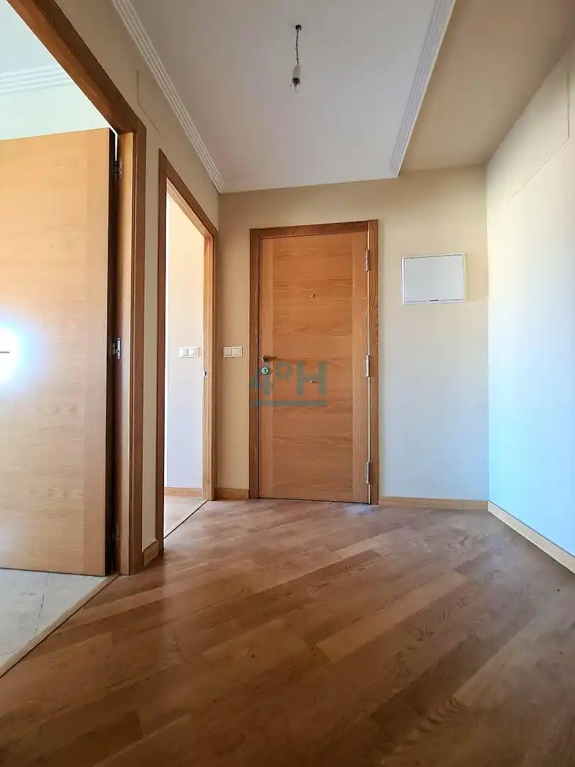Pis de lloguer en Ourense Capital  amb Calefacció, Parquet i Balcó