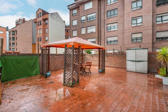 Piso en Venta en Calle PUERTO SAN ISIDRO, 6 en Teatinos - Los Prados