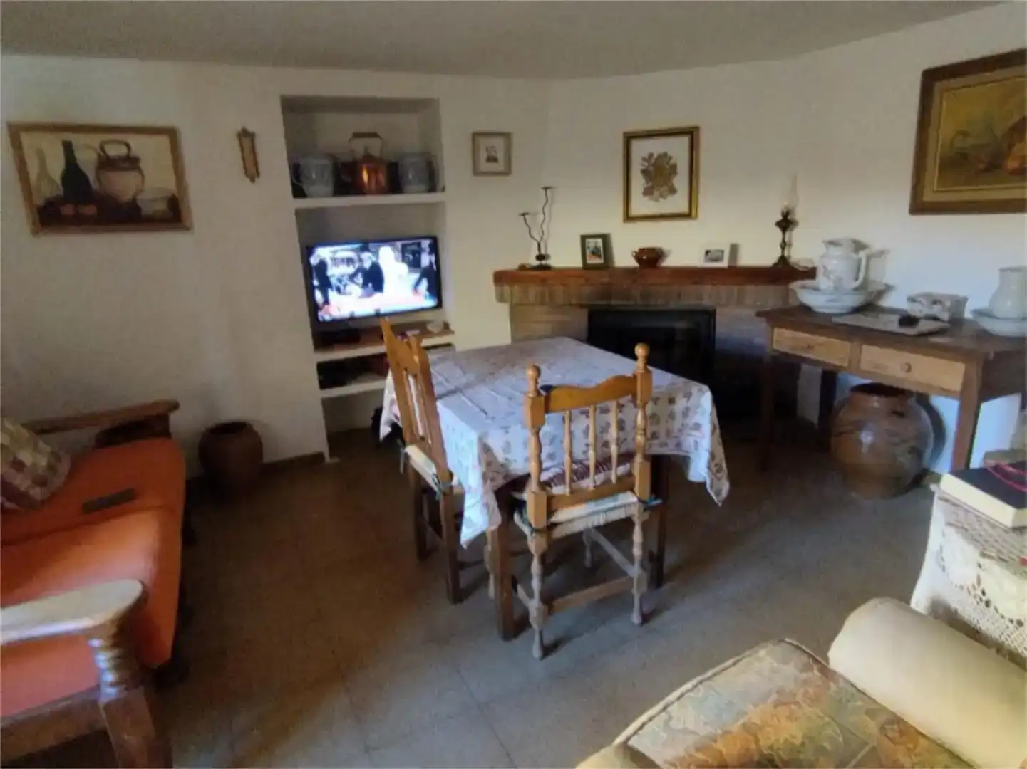 Menjador de Pis en venda en Saldaña amb Jardí privat, Parquet i Moblat