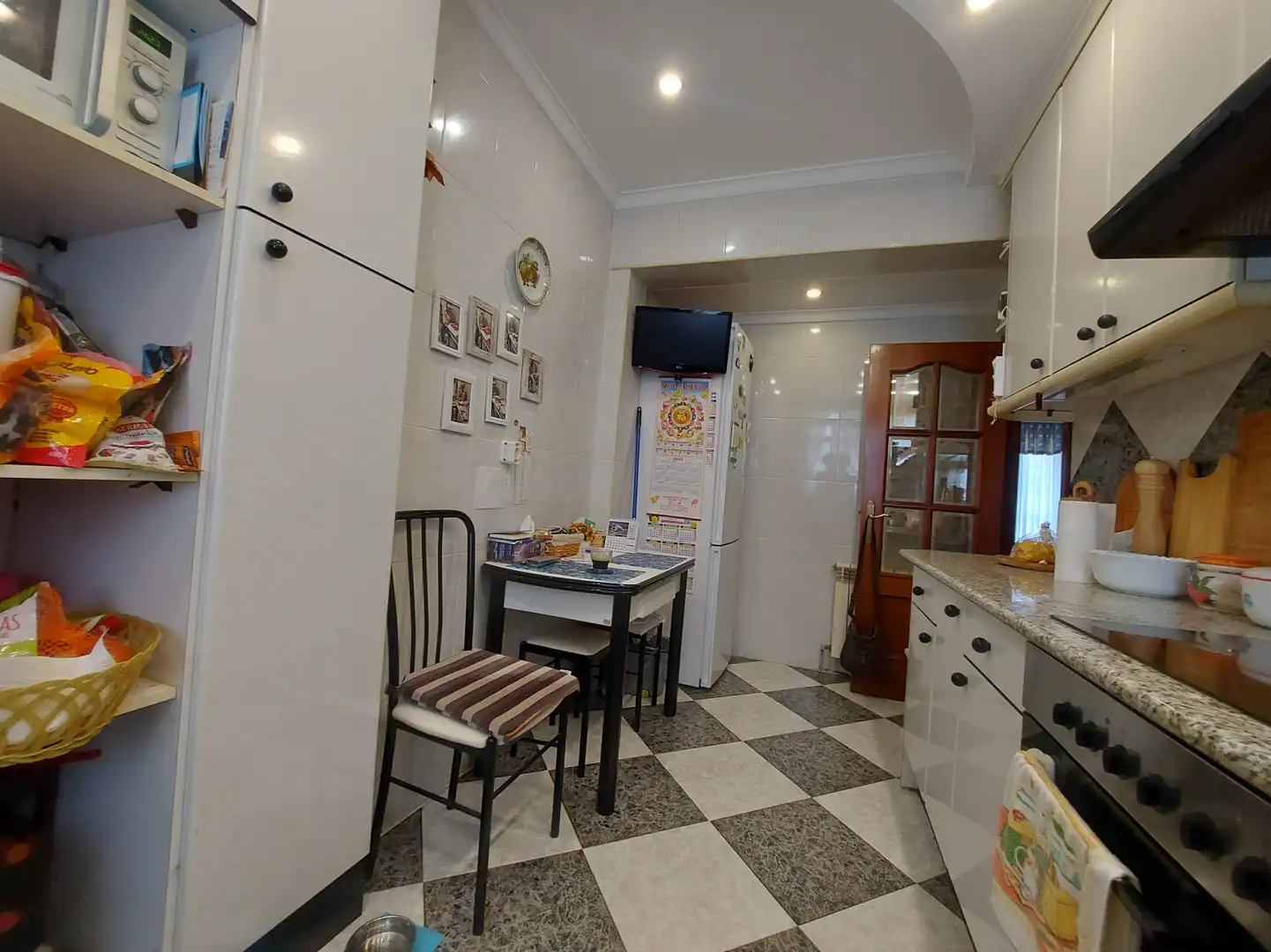 Kitchen of Flat for sale in  Logroño  with Heating