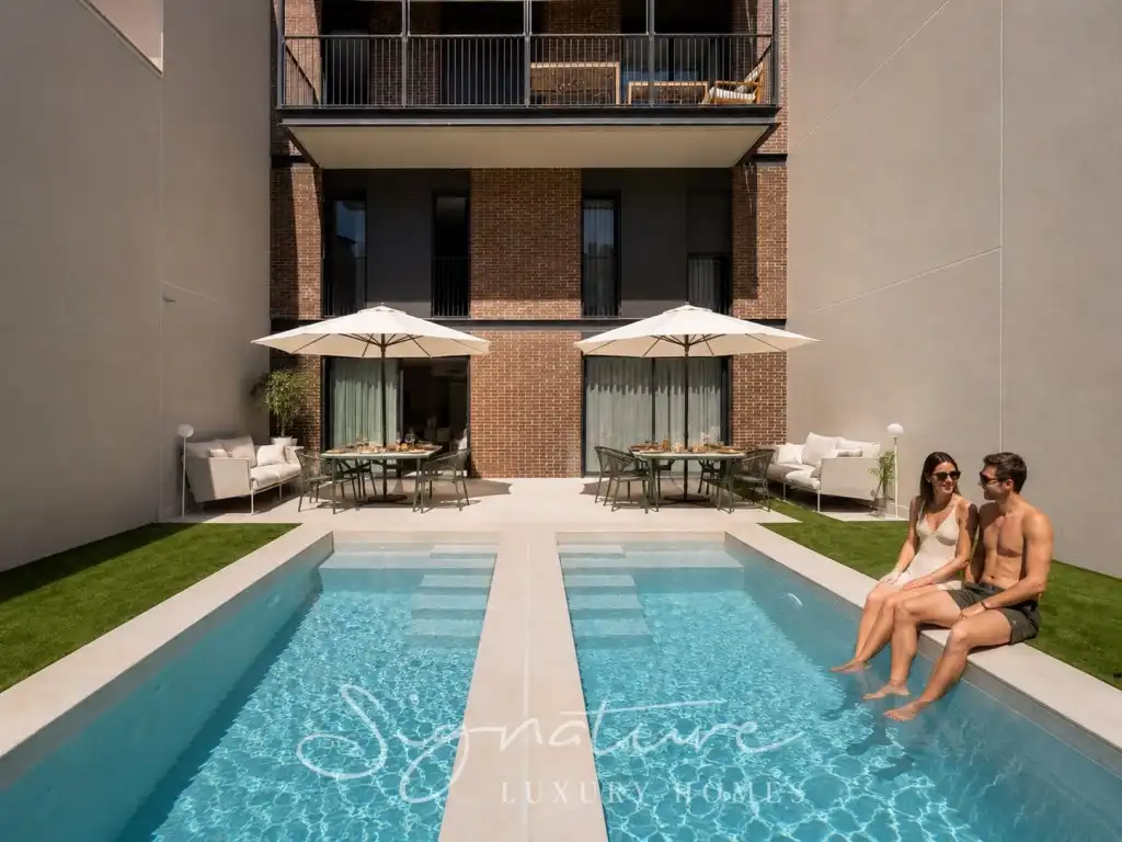 Terrasse von Erdgeschoss zur Miete in Barcelona mit Klimaanlage, Schwimmbad und Möbliert