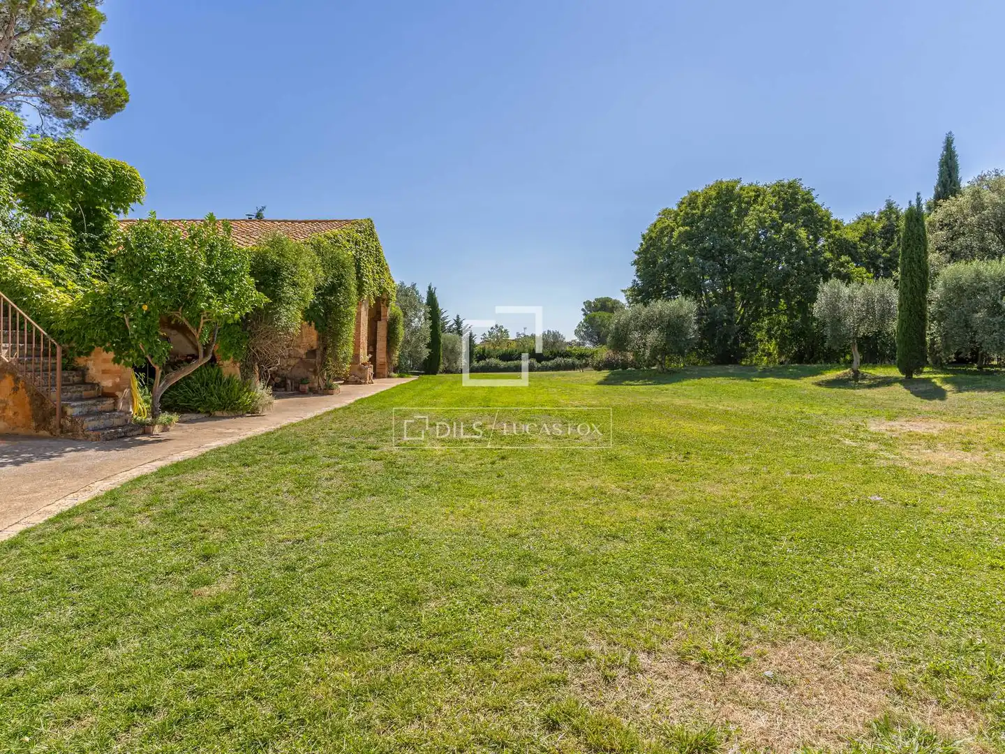 Finca rústica en venta en Garrigàs con Aire acondicionado, Calefacción y Jardín privado