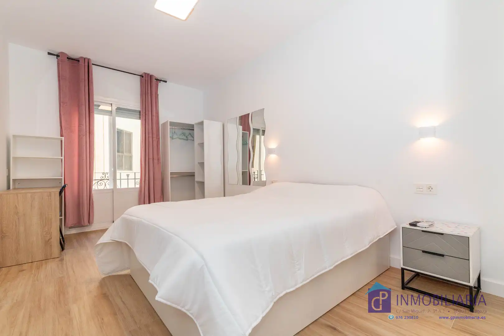 Flat for sale in Calle de Santiago, Alfonso