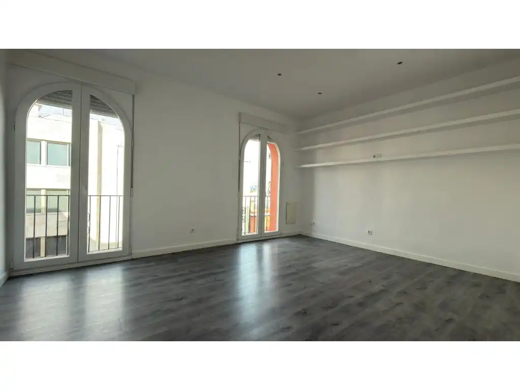 Habitación de Piso de alquiler en Madrid con Aire acondicionado, Calefacción y Horno