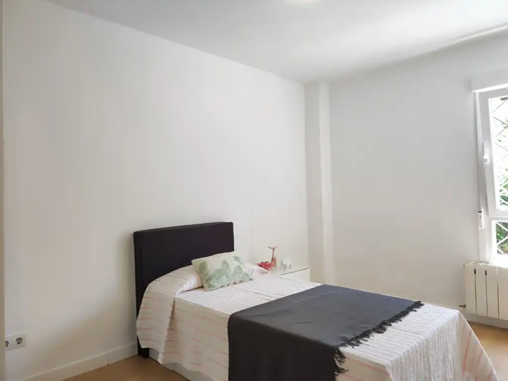 Habitación de Planta baja en venta en Casco Antiguo