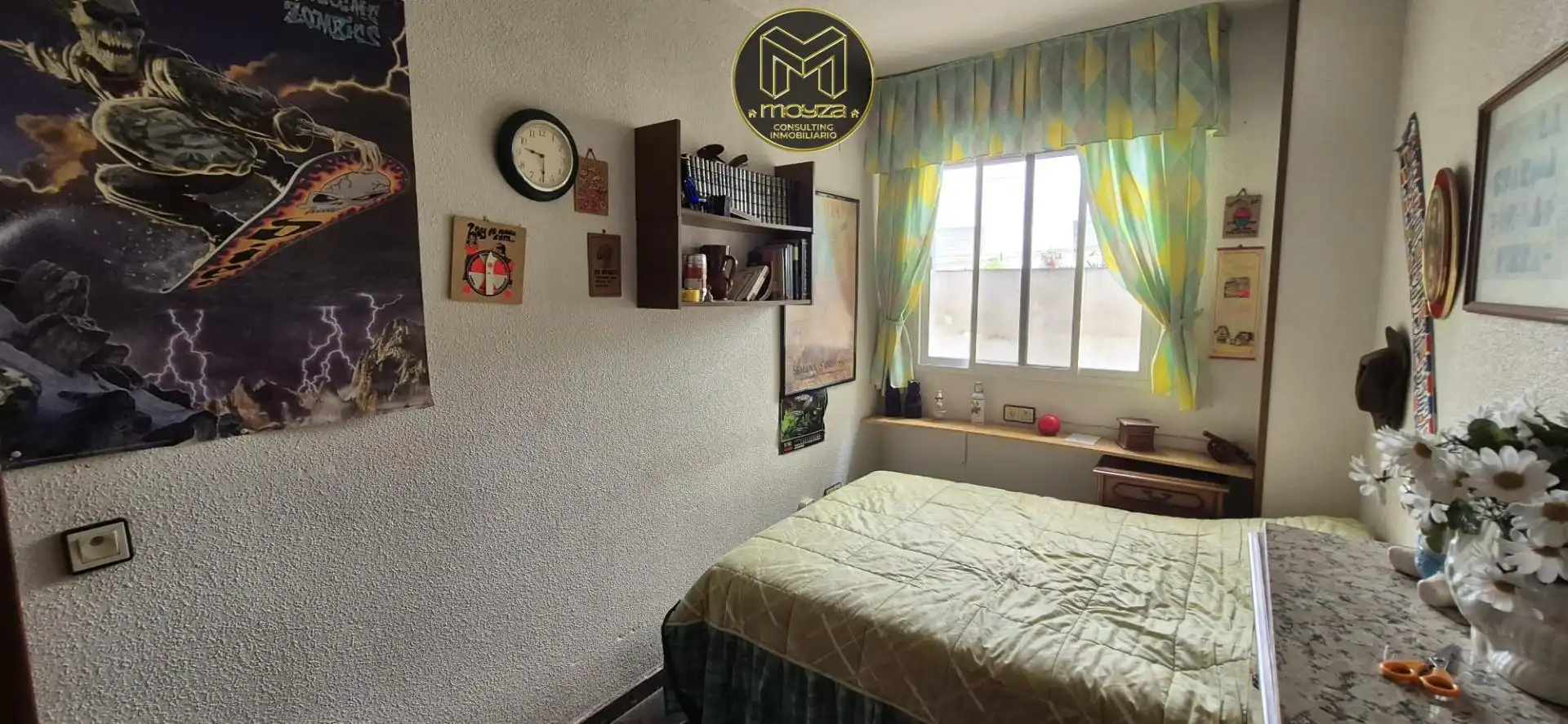Habitación de Planta baja en venta en Linares con Aire acondicionado, Terraza y Amueblado