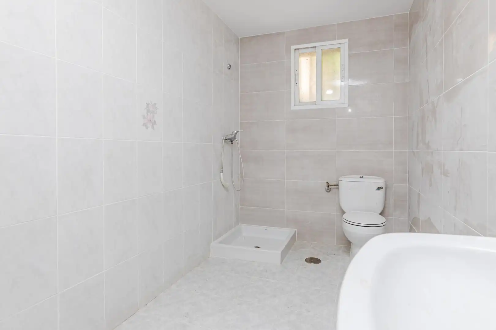 Baño de Casa o chalet en venta en Colmenar Viejo con Calefacción, Jardín privado y Terraza