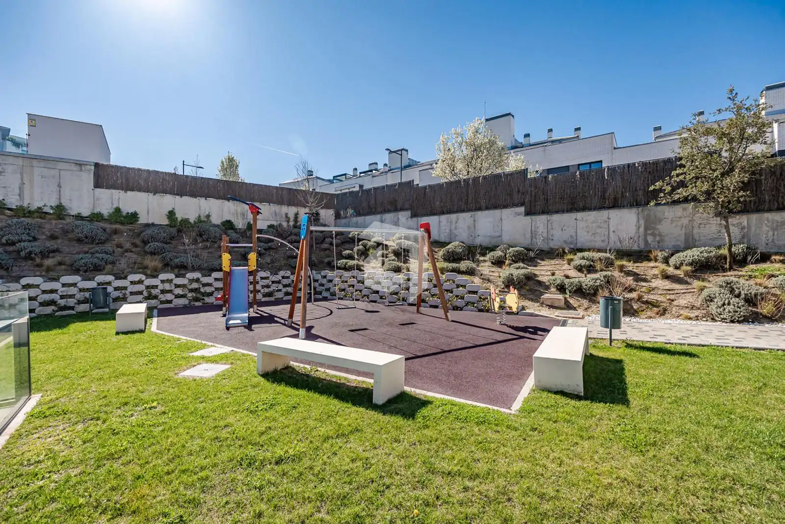 Jardí de Pis en venda en Boadilla del Monte amb Aire condicionat, Calefacció i Terrassa