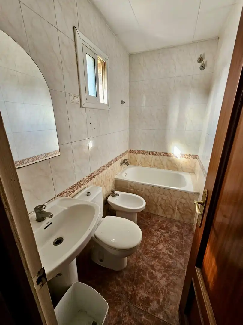 Badezimmer von Gebäude zum Verkauf in Tordera